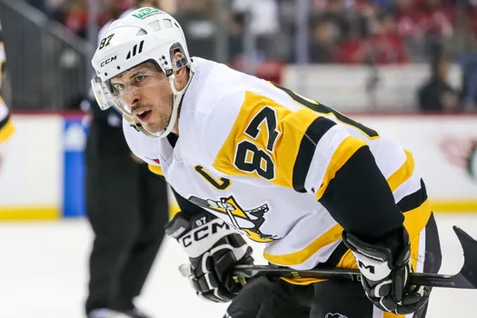 Sidney Crosby signe à Pittsburgh