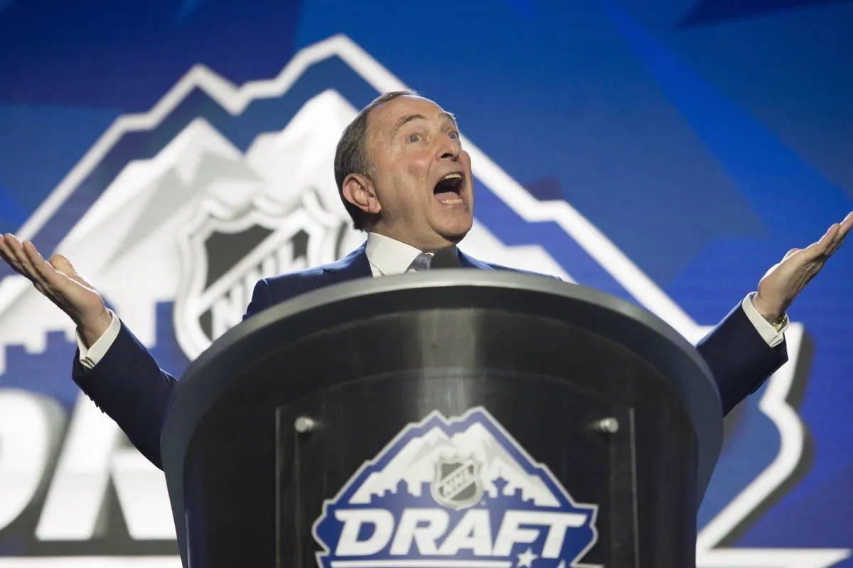 Gary Bettman’s dismissal: the door opens