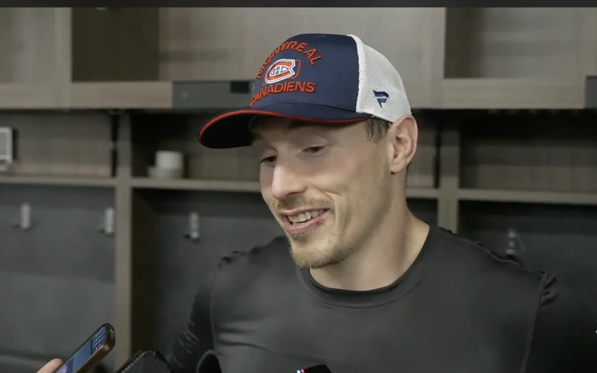 Malaise dans la chambre: Brendan Gallagher souriait et riait devant les caméras