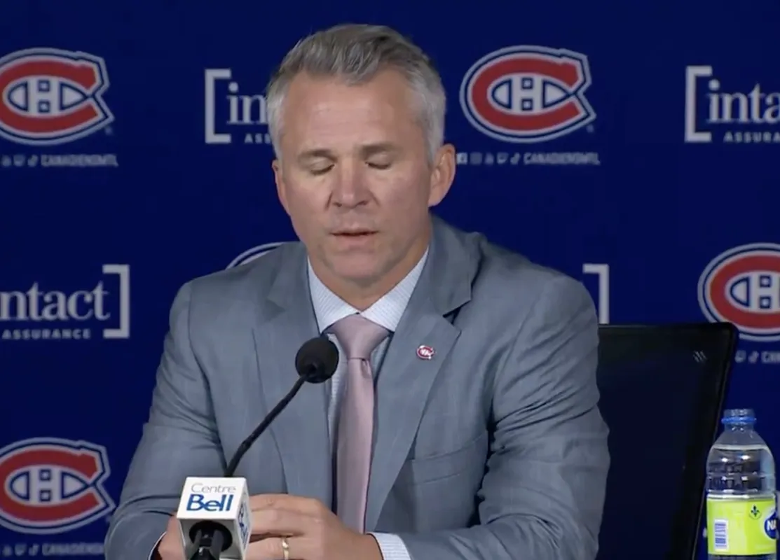 Martin St-Louis perd la vue en pleine conférence de presse