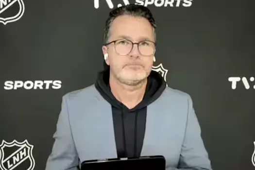 Renaud Lavoie saute un plomb sur les ondes de TVA Sports