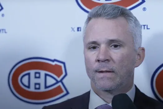 Martin St-Louis la tristesse dans les yeux: les journalistes inquiets