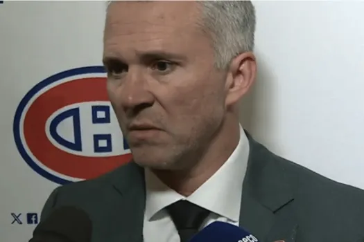 Martin St-Louis s’effondre à la maison: son congédiement est demandé