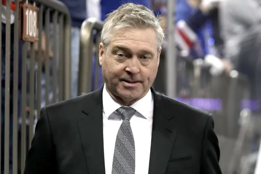 Patrick Roy aurait fracassé son bâton dans le vestiaire des Islanders