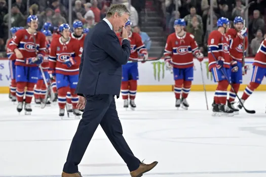 Peur au Centre Bell: la foule va demander le départ de Martin St-Louis