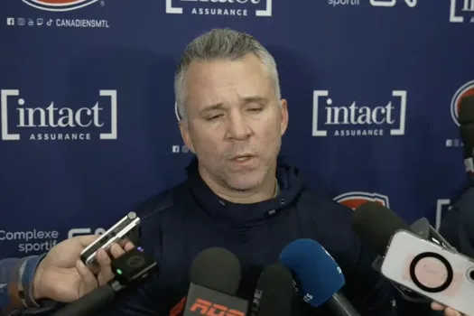 Tension dans la salle de presse: Martin St-Louis rejette le Journal de Montréal