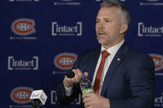 Martin St-Louis malade devant les caméras