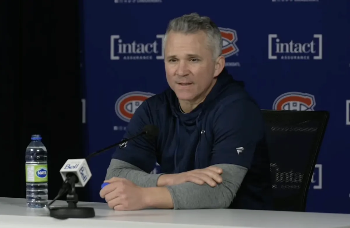 Frissons dans la salle de presse: Martin St-Louis livre le discours de l'année