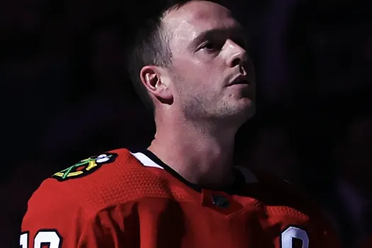 Jonathan Toews à Montréal: l'attaquant ouvre la porte pour Kent Hughes