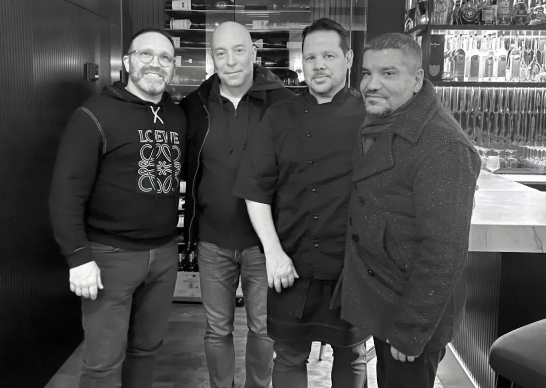 Cauchemar dans un restaurant louche: Kent Hughes doit intervenir