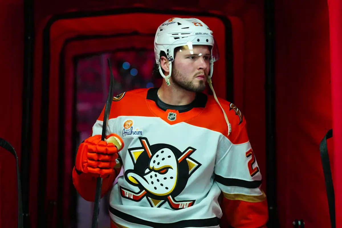 Offre hostile Montréal-Anaheim: Jeff Gorton avoue tout