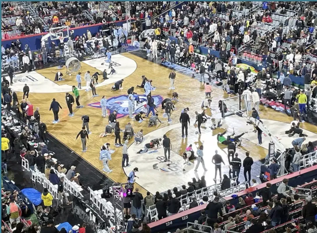 Soirée catastrophique au Stade IGA: Montréal s'effondre à genoux