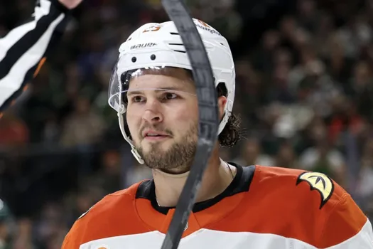 Mason McTavish à Montréal : Kent Hughes prépare son coup le plus sale