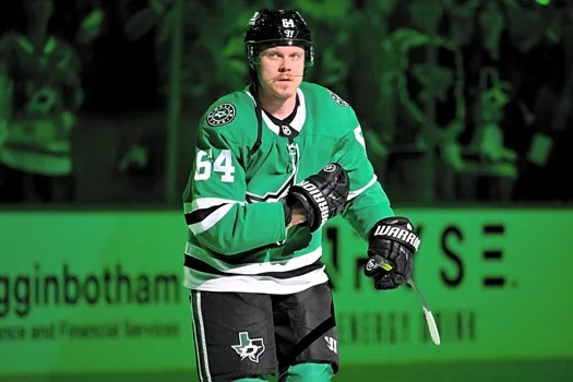 Signature de Dallas à Montréal: un duo finlandais avec Ivan Demidov