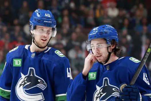 Vente de feu à Vancouver : Elias Pettersson à Montréal