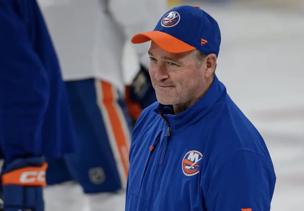 Bombe médiatique à Cogeco: Patrick Roy les yeux vers Laval