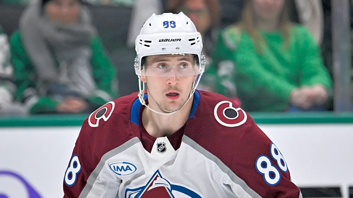 Surprise à Montréal: Martin Necas rêve de jouer pour le CH
