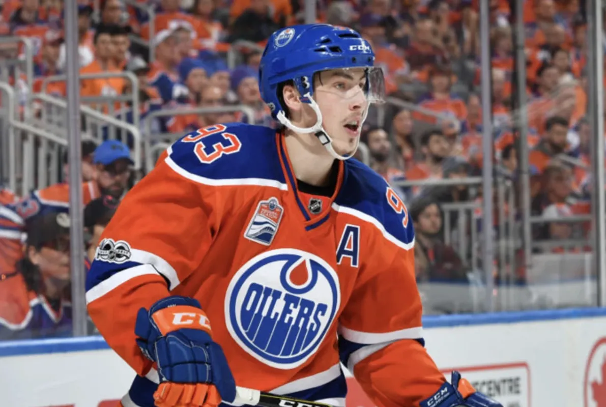 Vente de feu à Edmonton: Kent Hughes sur toutes les lèvres