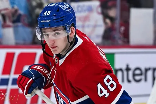 10,5 millions de dollars: Lane Hutson au septième ciel
