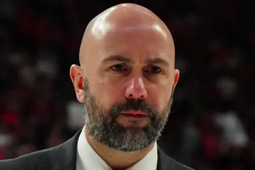 Bombe sportive à Montréal: Pascal Vincent quitte le CH