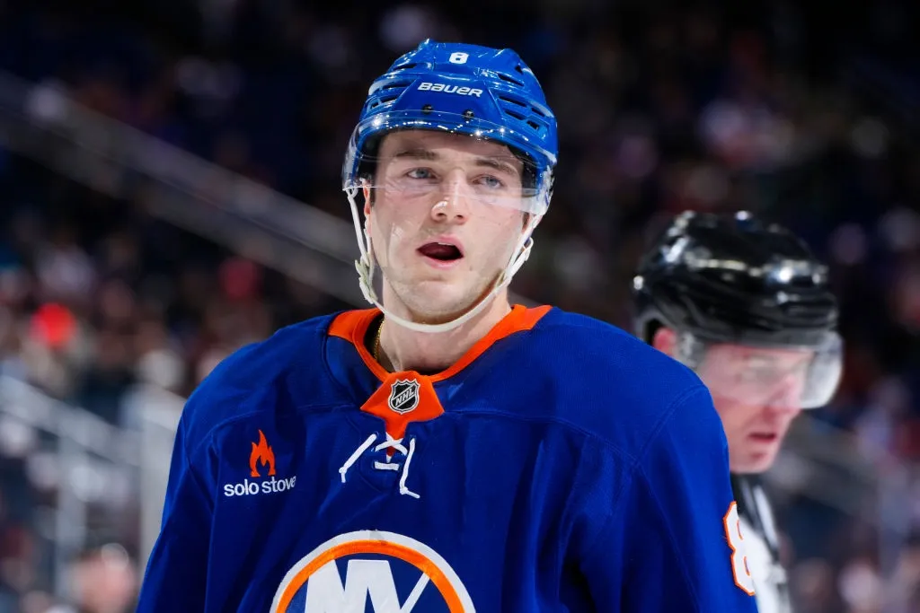 Colère noire à Columbus: Noah Dobson garde le silence