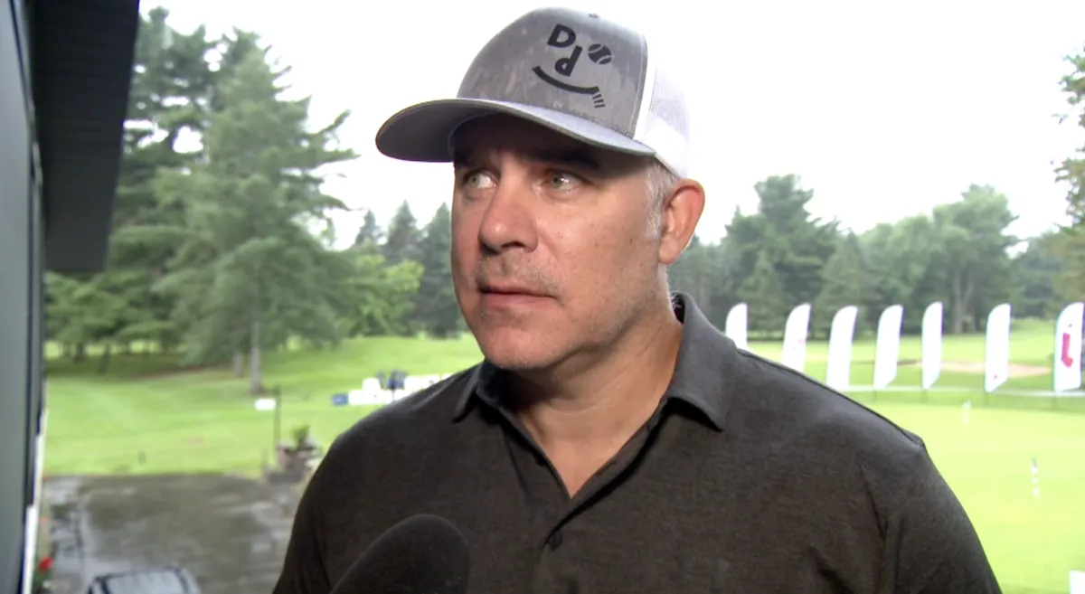 Rire sans pitié au golf: Dominique Ducharme ridiculise Marc Bergevin