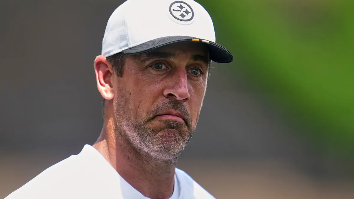 Scandale dans le monde du football: Aaron Rodgers humilie un enfant