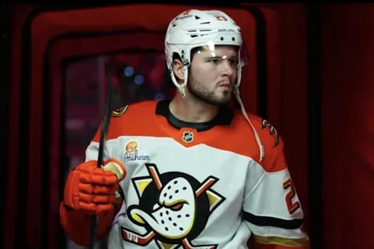 Tristesse à Anaheim: la dépression de Mason McTavish confirmée, le CH doit se revirer