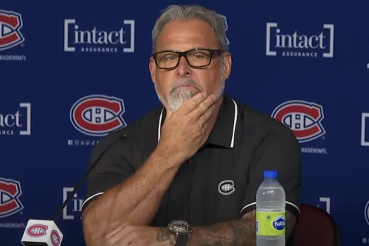 Un géant sans identité : Martin Lapointe envoie un espoir sous l’autobus