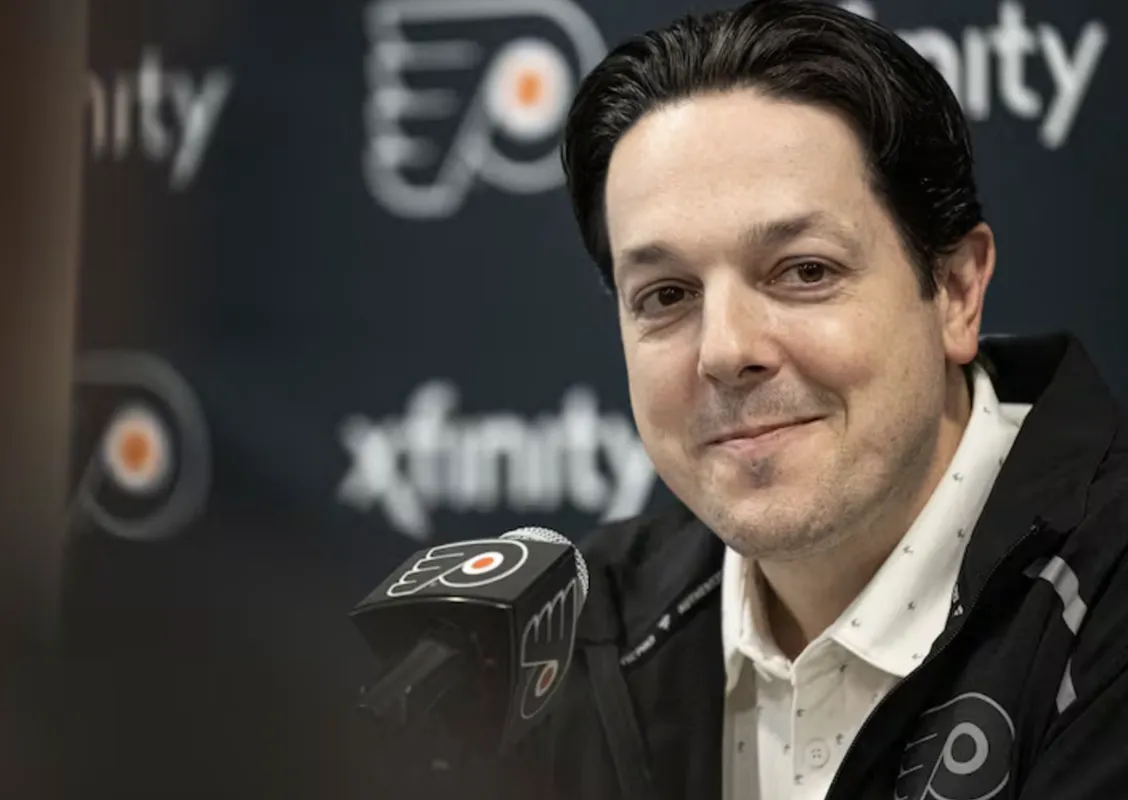 Bourde monumentale: Daniel Brière écrit l'histoire à Philadelphie