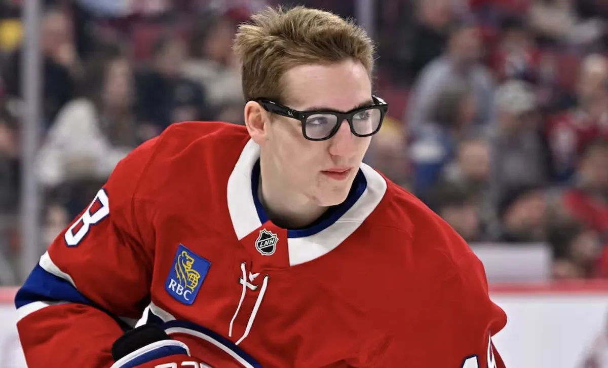 Honte publique au Minnesota: Lane Hutson trahi par le DG