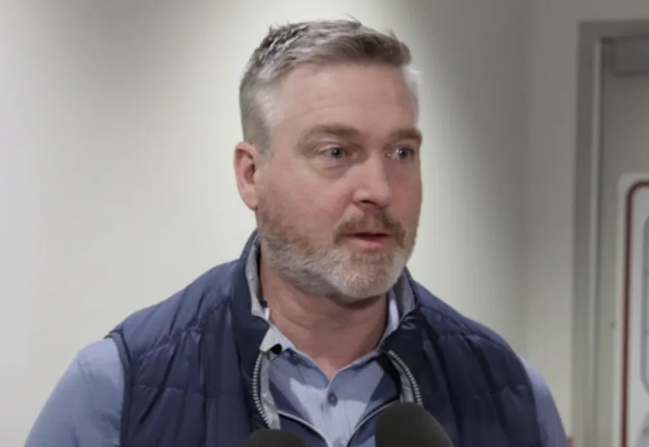 Patrick Roy mijote un coup qui fera hurler Long Island