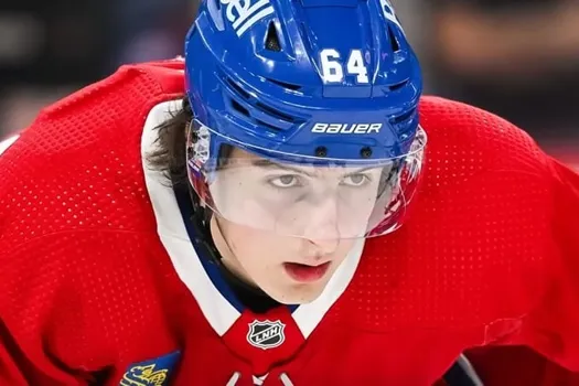 Appel téléphonique avec Martin St-Louis: David Reinbacher voit rouge