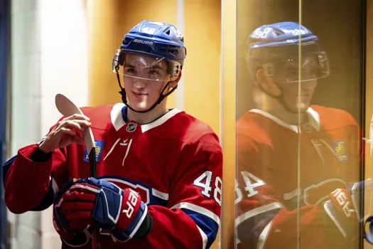 Coup de circuit à Montréal: Lane Hutson remporte la loterie