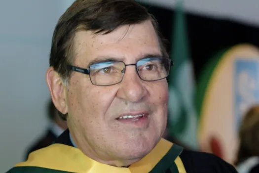 Coup de Théâtre : Serge Savard fait grincer bien des dents au Québec