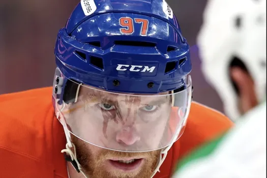 Le ciel tombe sur la tête de Connor McDavid: un refus historique