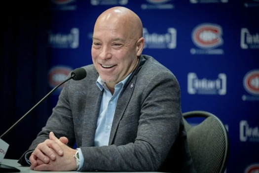 Panique chez les Stars: Kent Hughes est crampé