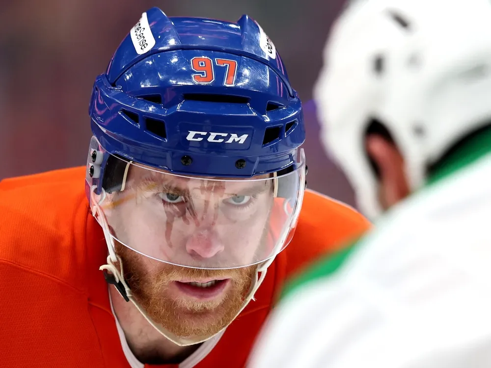Peur à Edmonton: Connor McDavid fait jaser au Texas