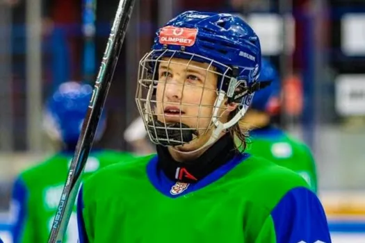 Départ pour Montréal: l’agent d’Alexander Zharovsky voit rouge
