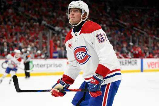 Direction Laval: Martin St-Louis montre la porte de sortie à Patrik Laine