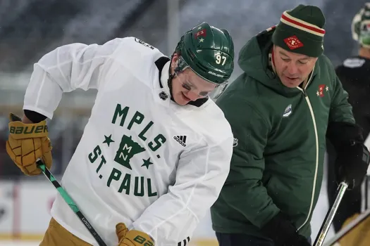 Le pacte entre Kirill Kaprizov et le Wild dévoilé: Bill Guerin doit agir rapidement