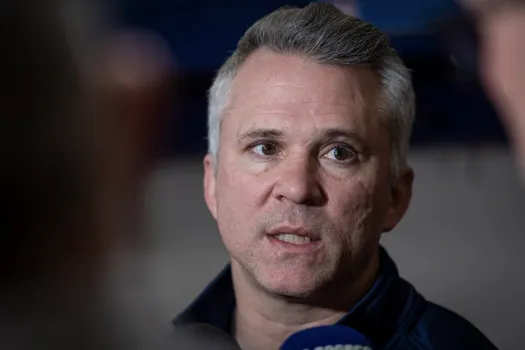 Martin St-Louis pris la main dans le sac: une vidéo confirme le divorce