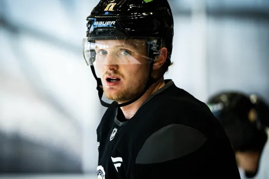 Montréal envoie ses espions à Boston: Kent Hughes veut écrire l'histoire