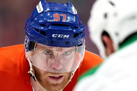 Peur à Edmonton: Connor McDavid fait jaser au Texas