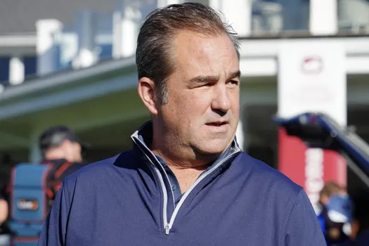 Soirée électrique au Centre Bell: Geoff Molson mis à l'amende