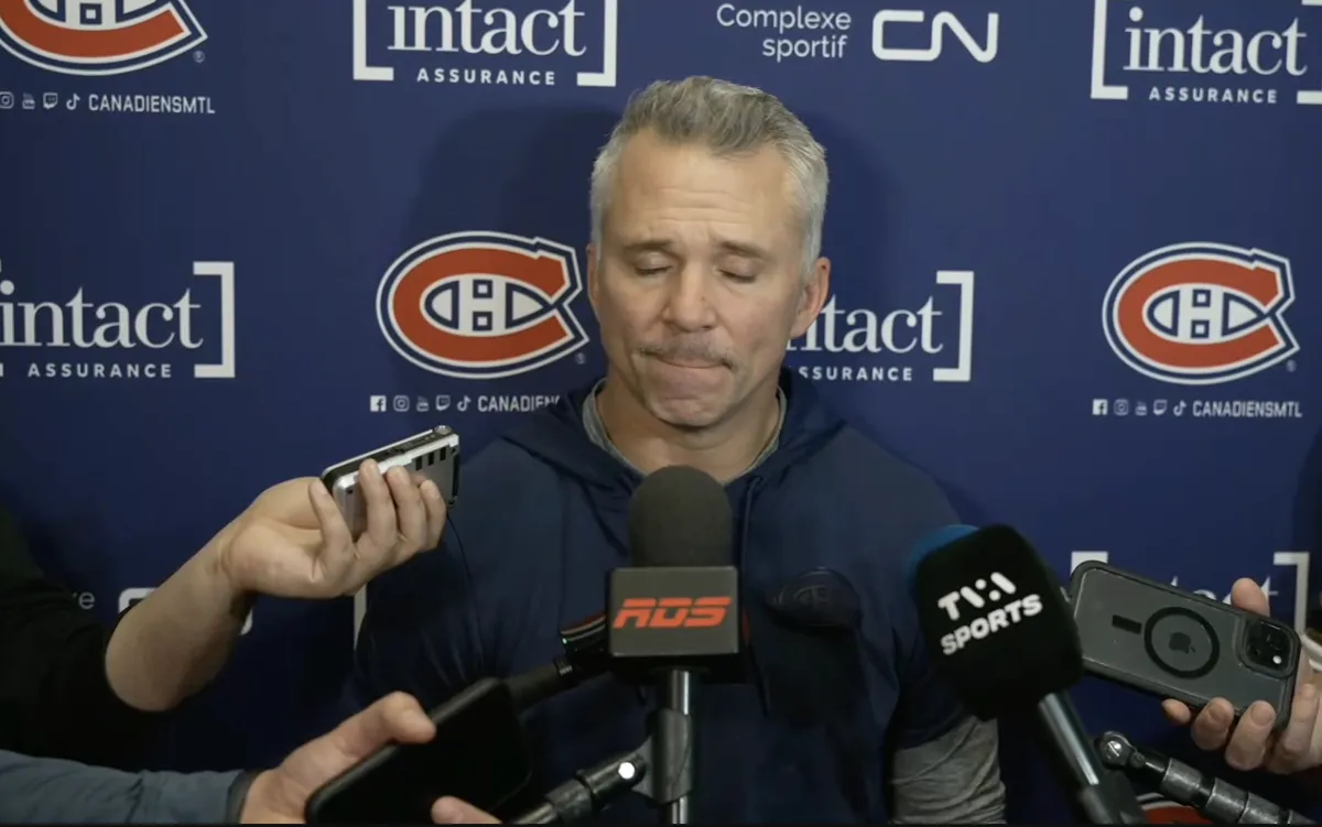 Propos inacceptables: Martin St-Louis ne mérite pas Jakub Dobeš