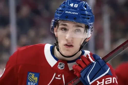 Tout s’effondre pour Lane Hutson: la chute d’un prodige