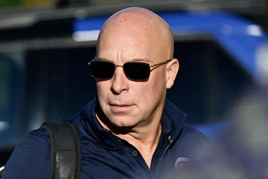 Transaction Montréal-Anaheim-Philadelphie: Kent Hughes paye cher