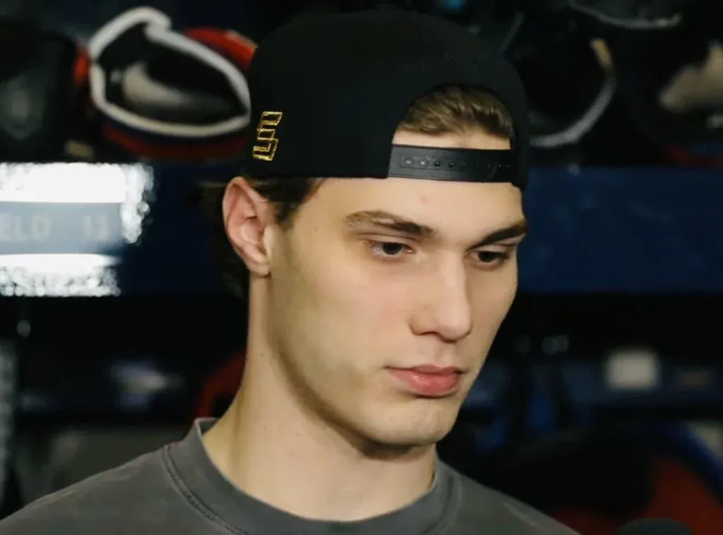 Juraj Slafkovsky pour un premier choix au total: pire scénario pour Kent Hughes