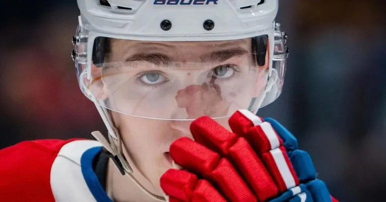 Lane Hutson envoie promener le DG du Wild